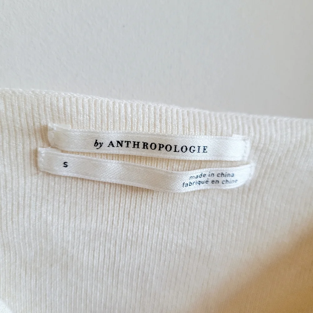 Anthropologie Cropped Sweater Tee Cream‎